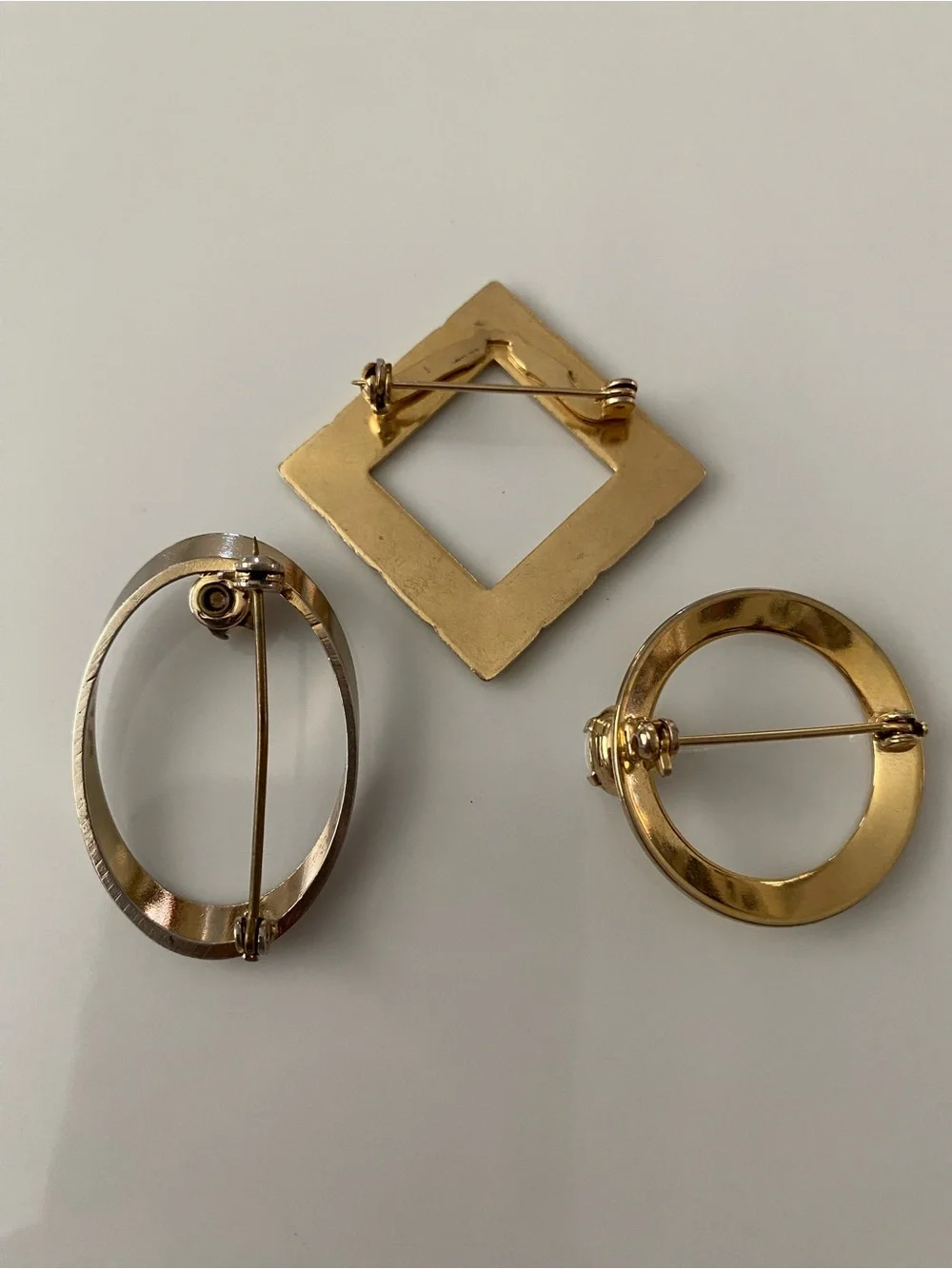 Gold Geometric Vintage-Style Brooch Pin